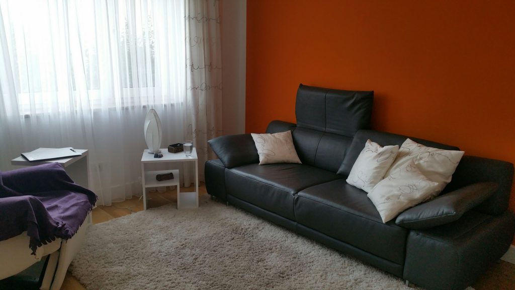 Praxisraum mit Couch